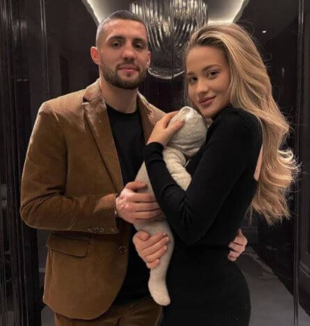 Izabel Kovacic with her husband Mateo Kovacic and son.